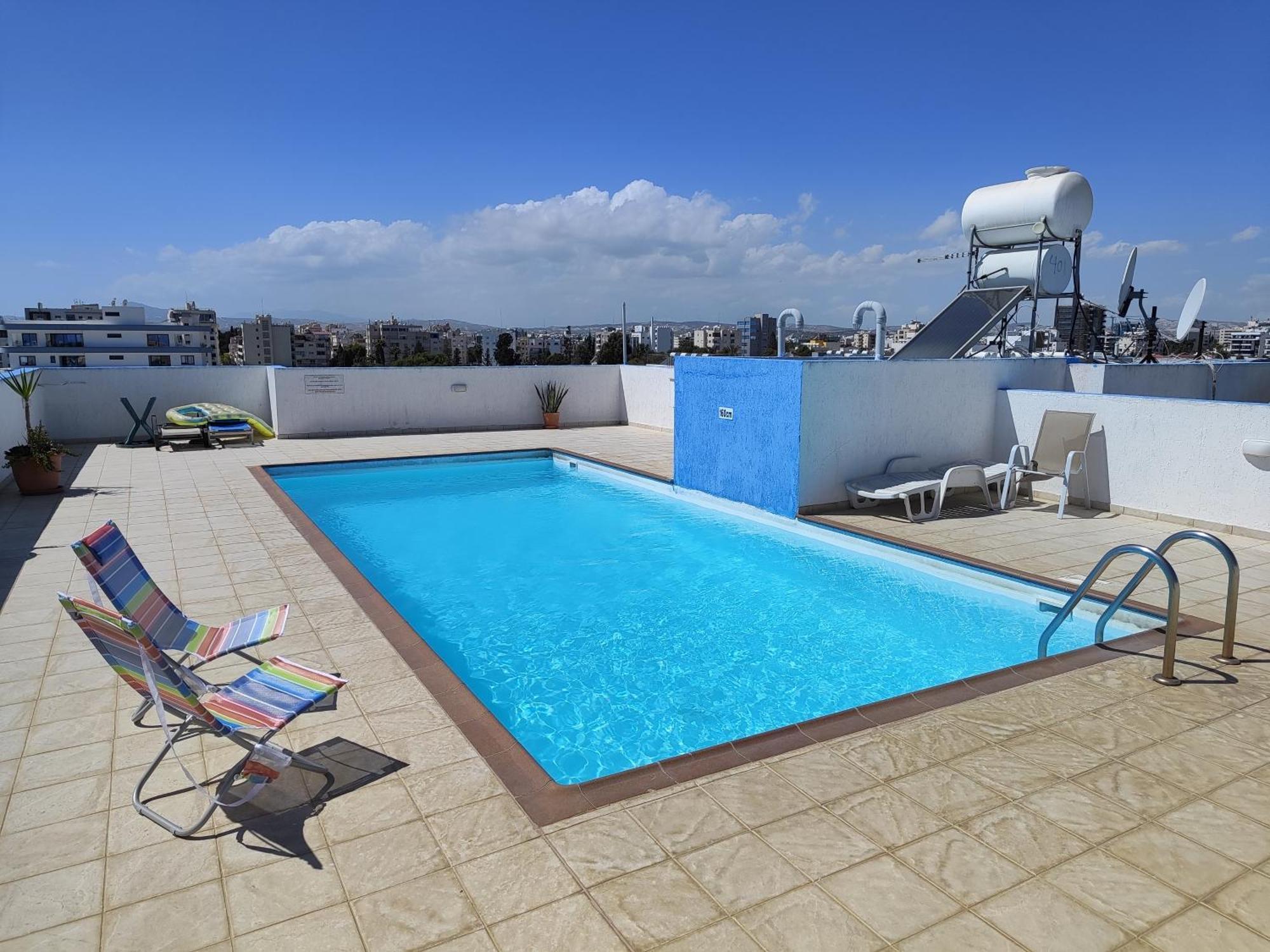Carisa Downtown With Rooftop Pool Larnaca Exterior photo